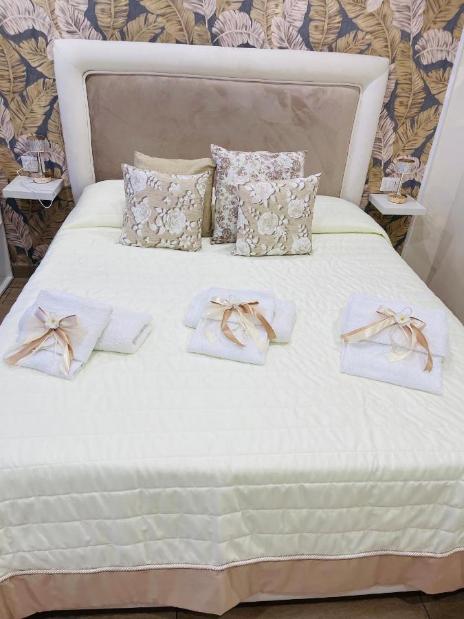 La Dimora Dei Sogni Sedil Capuano Home Suite Nápoly Kültér fotó
