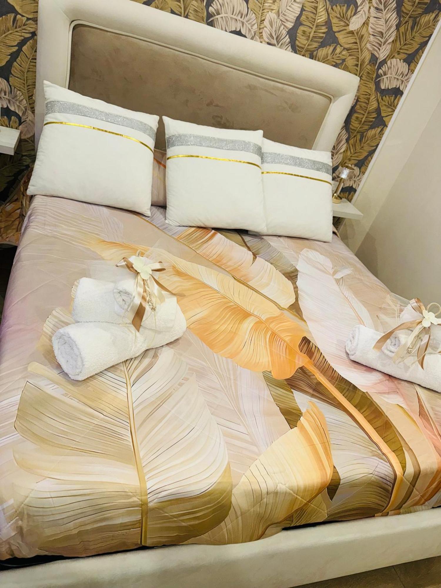 La Dimora Dei Sogni Sedil Capuano Home Suite Nápoly Kültér fotó