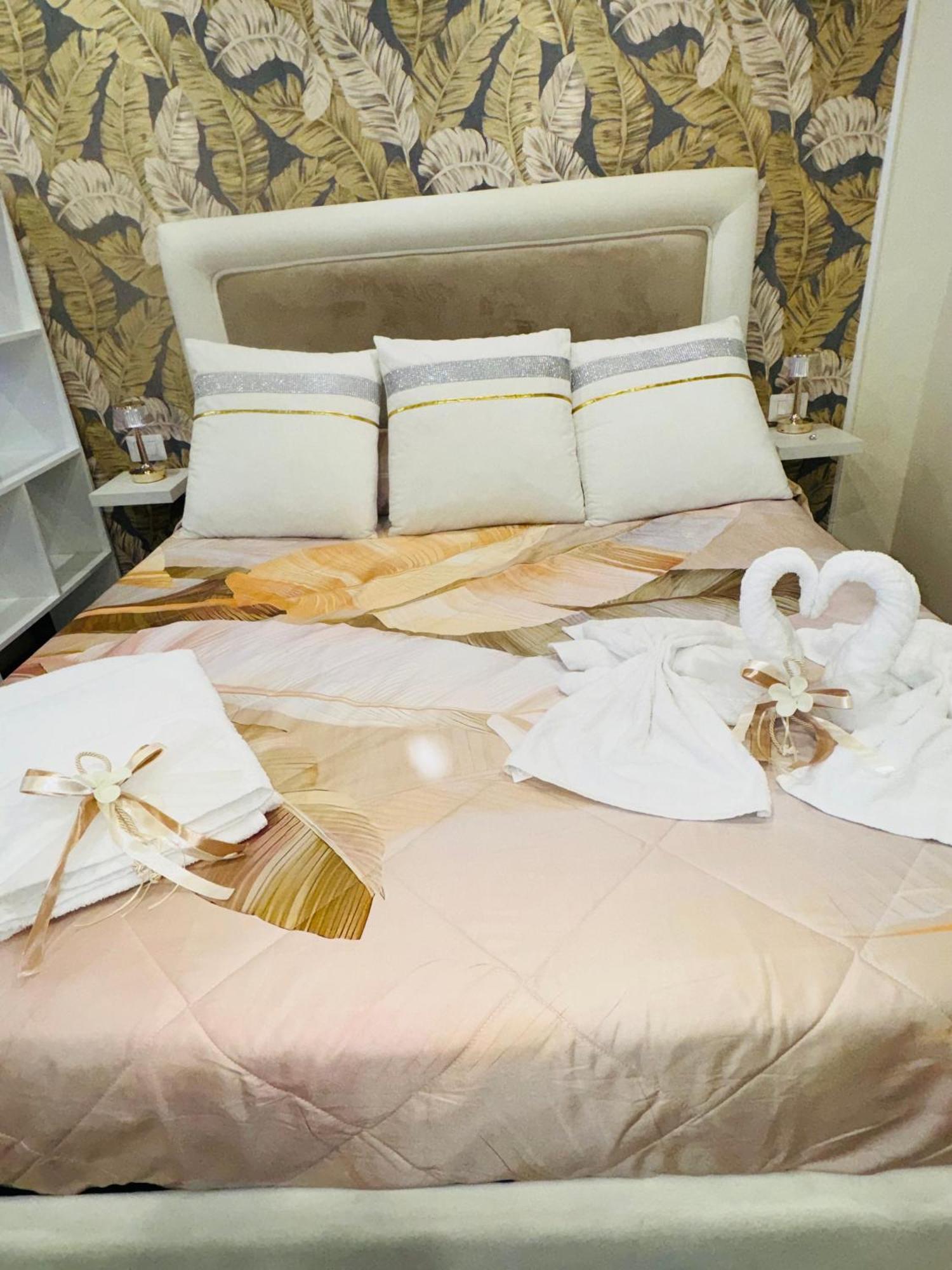 La Dimora Dei Sogni Sedil Capuano Home Suite Nápoly Kültér fotó